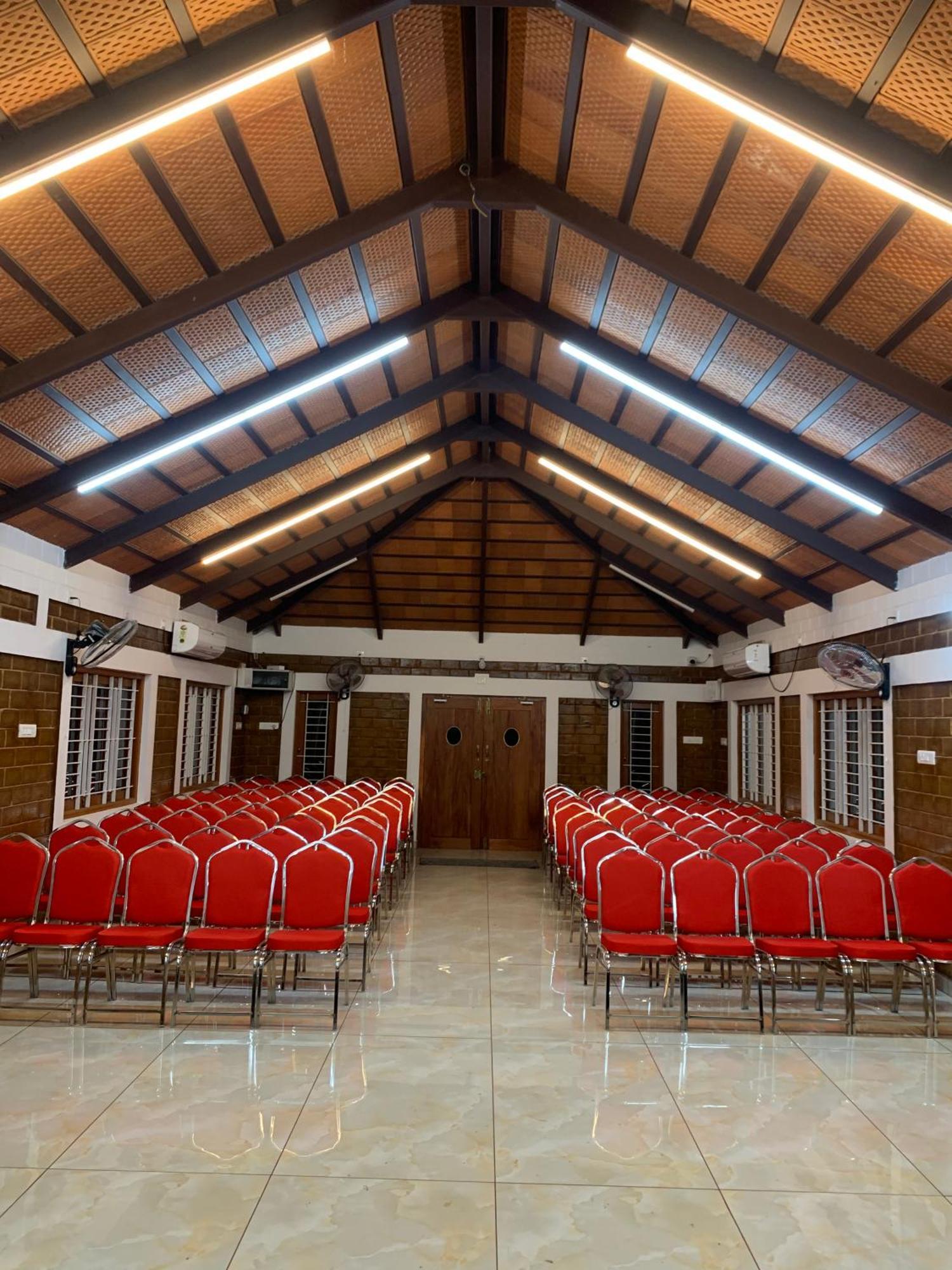 Love Green Resorts Palladam Екстер'єр фото